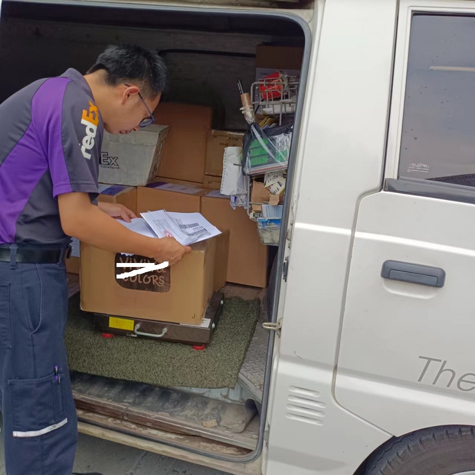 Үндістанға арналған акварель бояуы Тұтынушыға ресми FEDEX арқылы жеткізілді